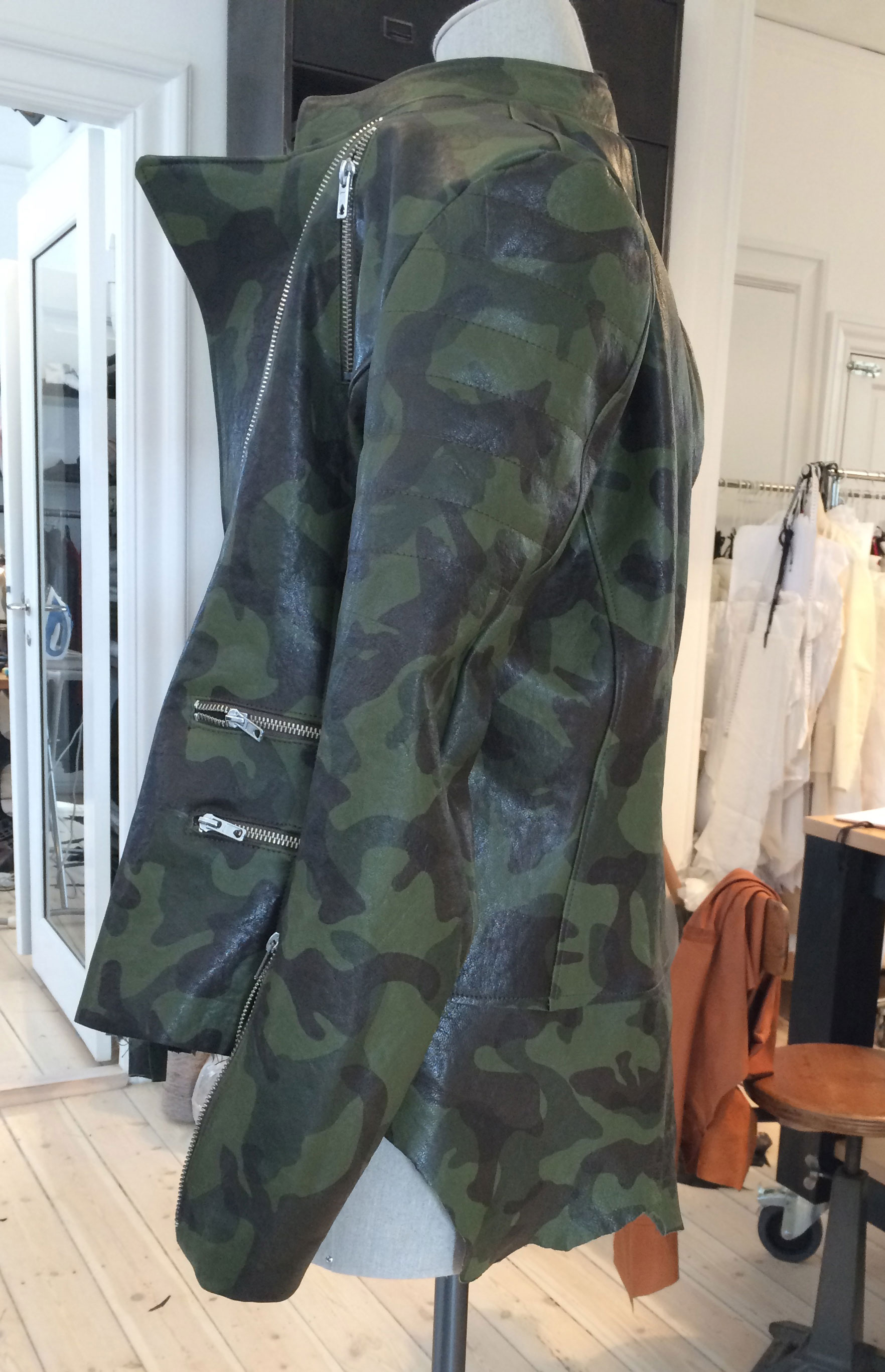 camouflage_jacket
